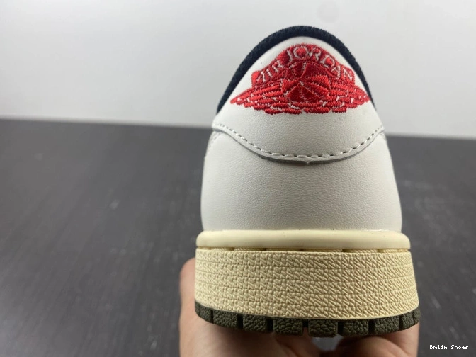 Bmlin Travis Scott Jordan 1 Low x WMNS OG DZ4137-106 Olive Air 0727